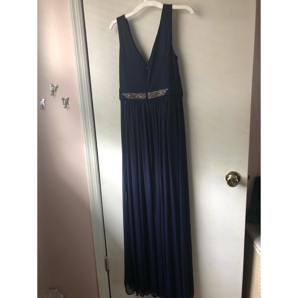 DAVID’S BRIDAL Beaded Waist Mesh Bridesmaid Dress - Picture 3 of 4